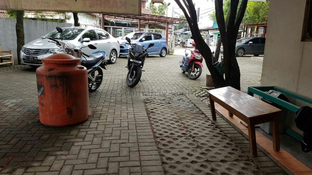 Rumah kost dan Ruang usaha, Rancasari, Bandung
