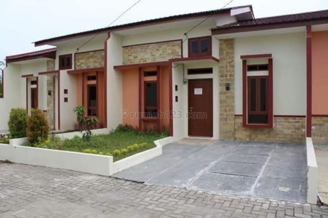 rumah cantik luas pinggir jalan murah, Tanjung Morawa, Medan