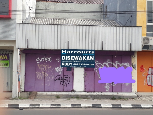 Rumah & Toko pinggir jalan, Ketelan, Solo