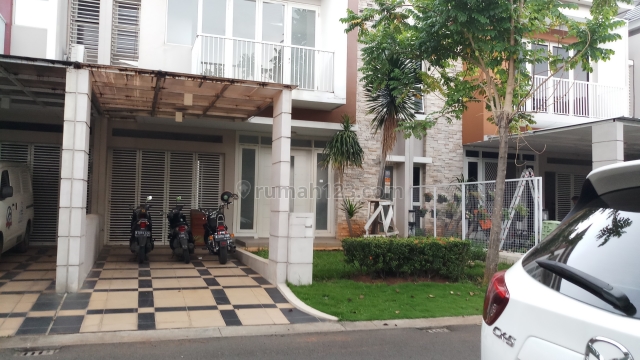 Rumah Dekat Clubhouse Harga Bagus DiPalm Residence Summarecon Bekasi @Bekasi, Summarecon Bekasi, Bekasi