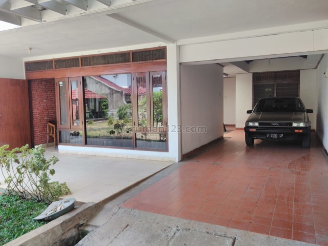 rumah rasamala untuk kantor dan tempat tinggal, Menteng Dalam, Jakarta Selatan