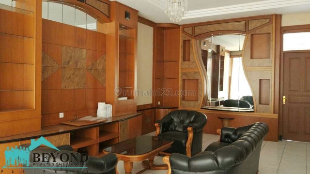 Rumah Full Furnish Mantap!! di Istana Regency, Pasteur, Bandung, Pasteur, Bandung