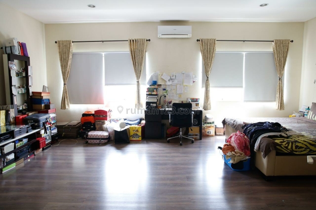 Rumah Mewah di kluster Crown Golf Pantai indah kapuk, Pantai Indah Kapuk, Jakarta Utara