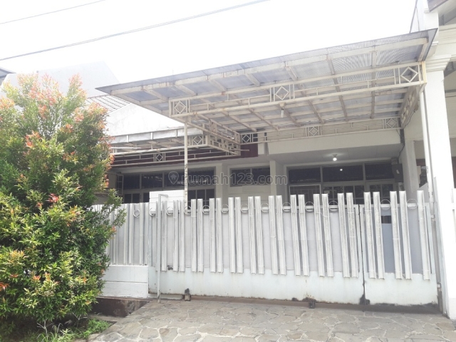 RUMAH BAGUS DI TAMAN ALFA INDAH 8 X 18 HUB : 081280069222 CLAUDIA PR 17479, Alfa Indah, Jakarta Barat