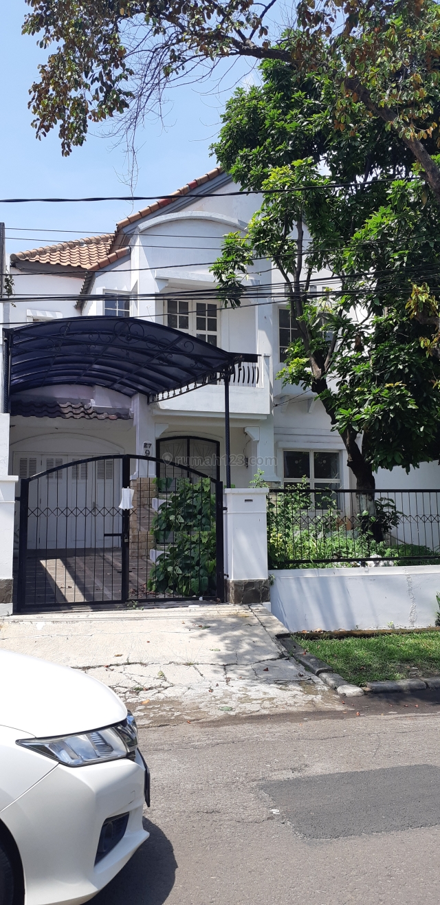 RUMAH BAGUS SIAP HUNI DI SEMANAN 180m2 HUB : 081280069222 THY PR-17723, Semanan, Jakarta Barat