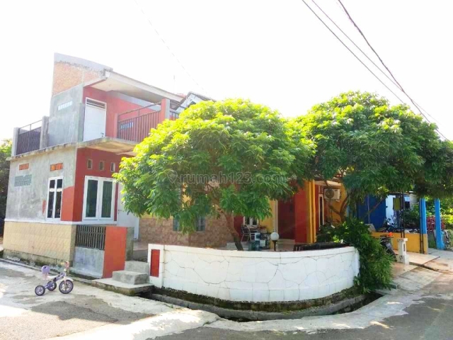 Rumah Hook View Taman Dimetland Cibitung, Cibitung, Bekasi