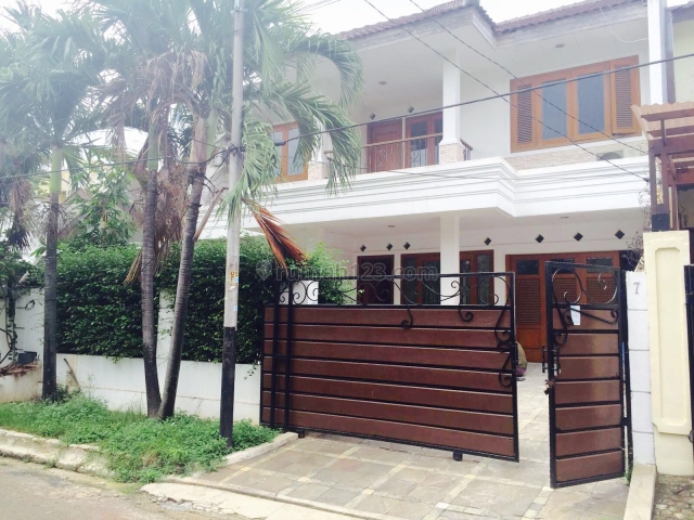 RUMAH DEKAT RSPI 3BEDROOM #Dew, Pondok Indah, Jakarta Selatan