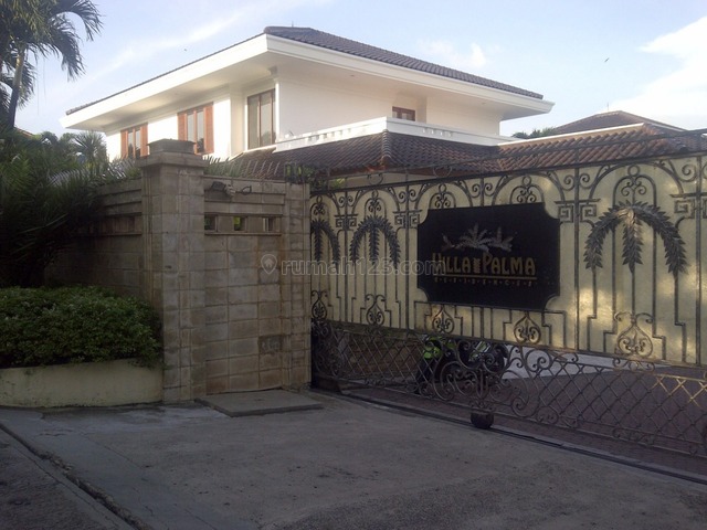 Rumah Mewah Area Town House, Pasar Minggu, Jakarta Selatan