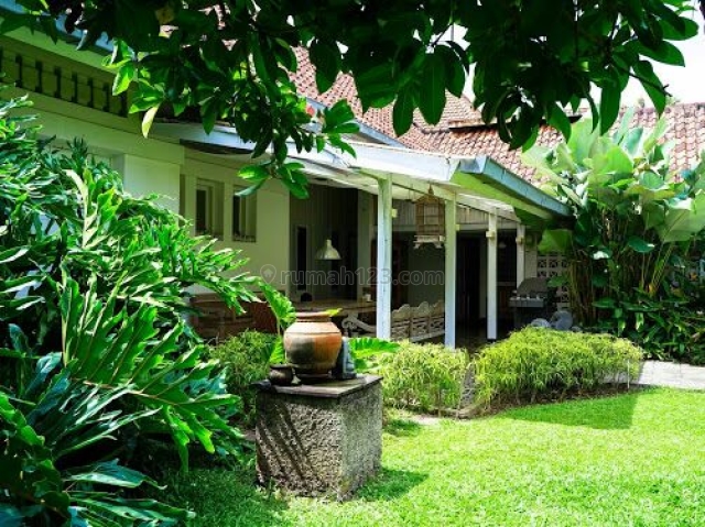 RUMAH ASRI ADEM CAKEP CLASSIC DI BOGOR JAWA BARAT, Pakuan, Bogor