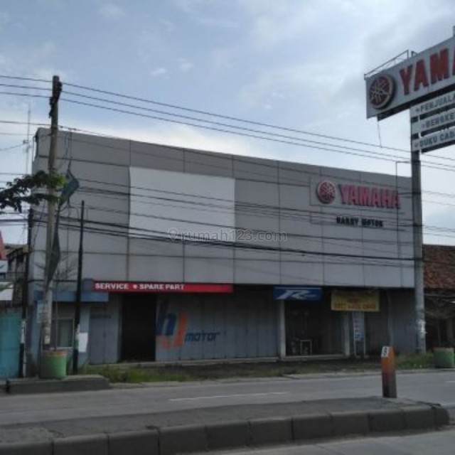 Rumah bagus dan cocok buat usaha di brebes, Wanasari, Brebes