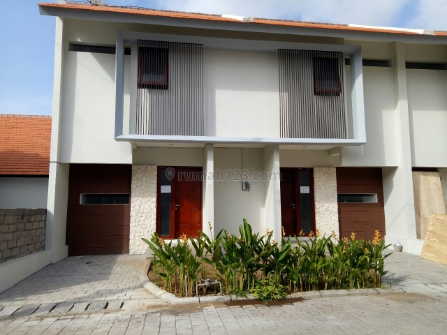 Rumah kompleks perumahan di Jimbaran, Jimbaran, Badung
