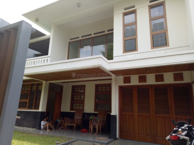 RUMAH FULL FURNISH SUASANA TENANG KAWASAN SETRA INDAH BANDUNG, Setra Indah, Bandung