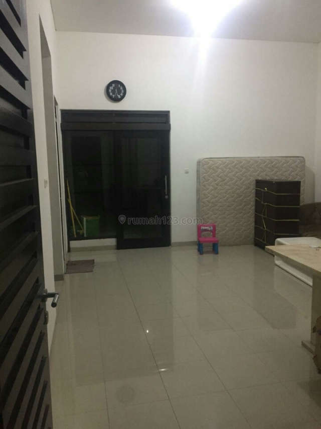 Rumah Cantik Lingkungan Nyaman di Grand Sharon, Cipamokolan, Bandung, Soekarno Hatta, Bandung