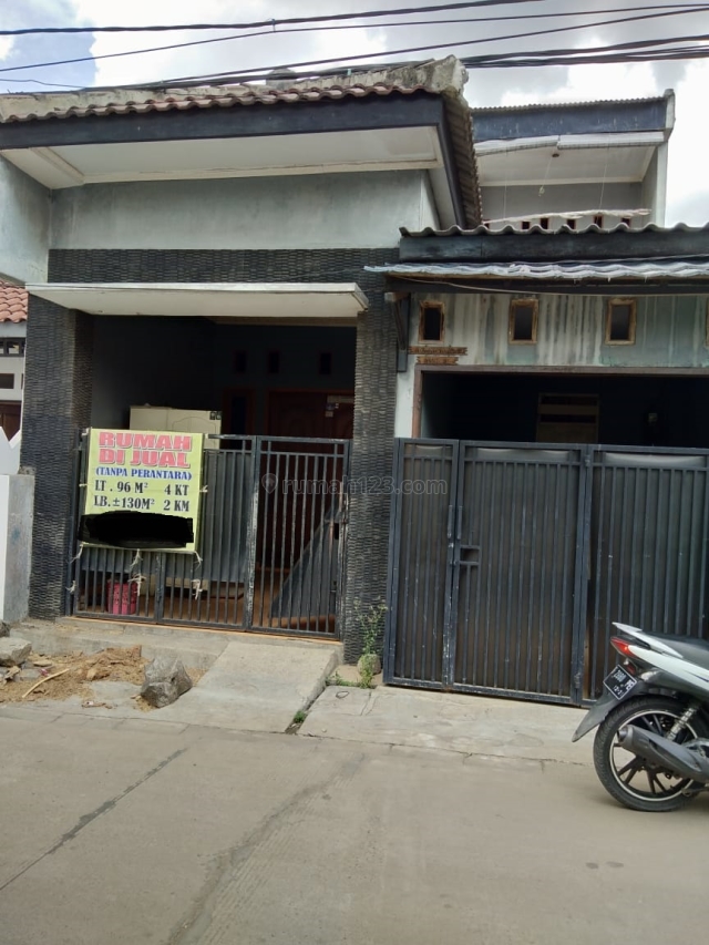 Rumah 2 Lt , 130 m2 Perum Karawaci Tangerang, Cibodas, Tangerang