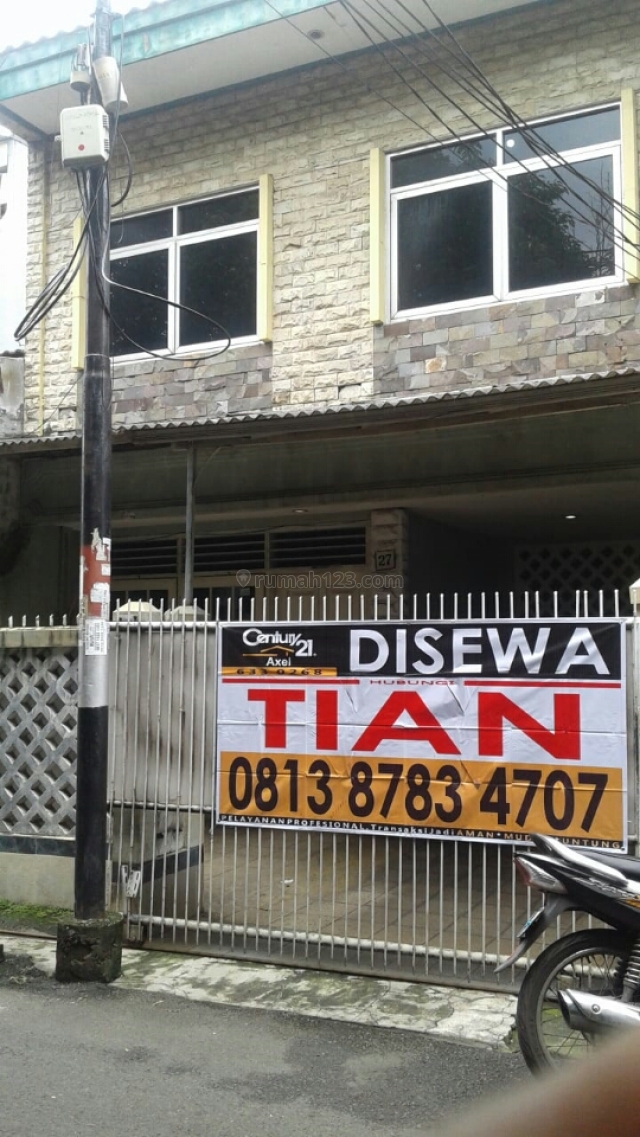 RUMAH CANTIK SIAP HUNI 6 X 15 DI TOMANG SENTRAL PULO MACAN JAKARTA BARAT. LOKASI STRATEGIS DAN AKSES 2 MOBIL, Tomang, Jakarta Barat
