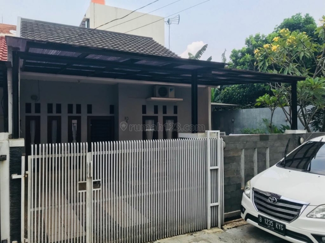 Rumah Bagus Murah Strategis dekat tol Jatiwarna, Jatiwarna, Bekasi