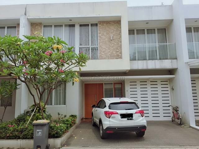 Rumah Interior Apik dalam TownHouse di Kalibata, Kalibata, Jakarta Selatan