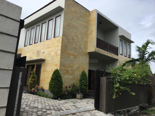 MURAH!! Rumah Denpasar Bali 2 Lantai BU Hanya 3.5M Nego, Renon, Denpasar