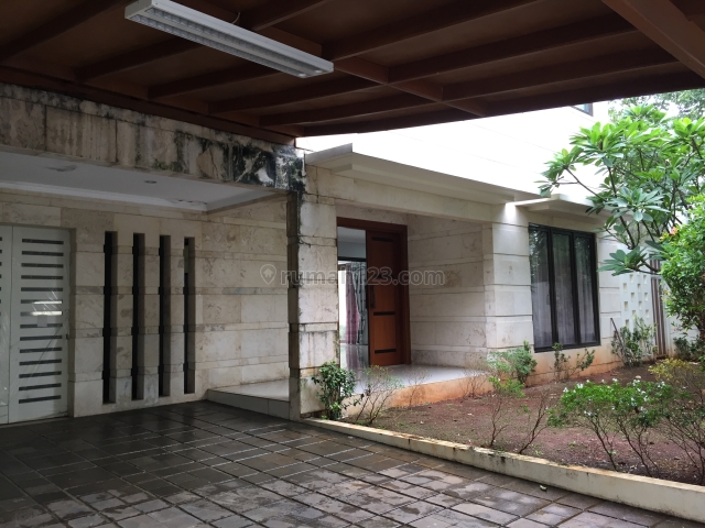 Modern House with Garden and Pool, Kuningan, Jakarta Selatan
