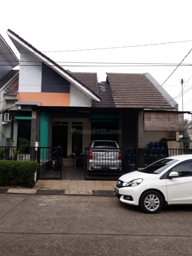 Rumah di Grend Residence Bekasi RH579, Bekasi, Bekasi