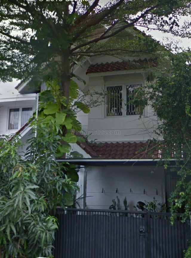 RUMAH DI PONDOK INDAH 2 LANTAI UNFURNISHED RP. 10 MILYAR, Pondok Indah, Jakarta Selatan