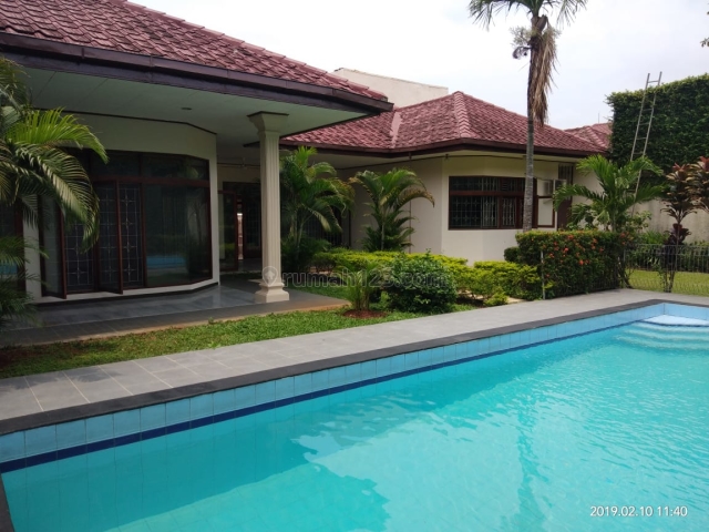 Rumah Cantik dalam Townhouse di Cipete - Jakarta Selatan (AR), Cipete, Jakarta Selatan