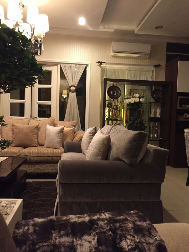 Rumah di Florence PIK (HL), Pantai Indah Kapuk, Jakarta Utara