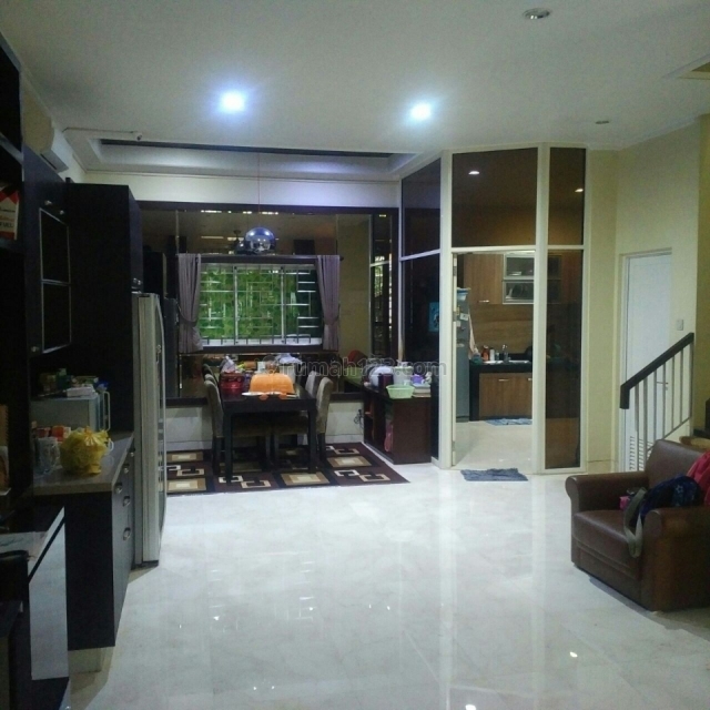 Sudah Renovasi Rapih, Siap Huni, Furnish, Pantai Indah Kapuk, Jakarta Utara