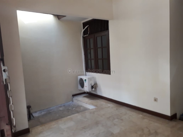 Rumah minimalis terbaru bona indah lebak bulus, Lebak Bulus, Jakarta Selatan
