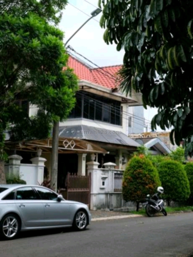 Rumah Tinggal Pondok Indah Kebayoran Lama Jakarta Selatan, Pondok Indah, Jakarta Selatan