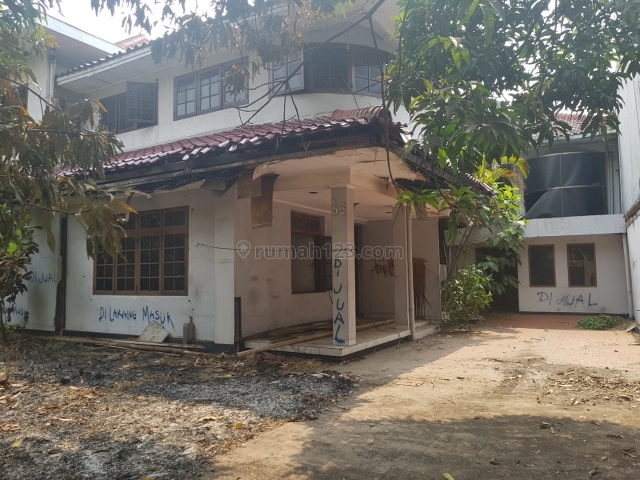 Rumah di Jalan Sisingamangaraja, Senayan, Jakarta Selatan