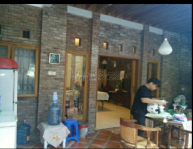 Rumah cantik asri aman dan nyaman, Setiabudi, Bandung
