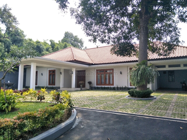 rumah mewah besar dan asri dikemang, Kemang, Jakarta Selatan
