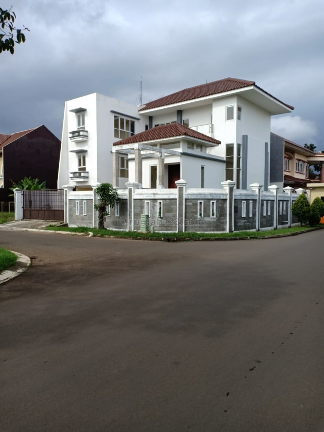 (LL) Rumah Hook Nyaman 3Lt siap Huni,Puspita Loka, BSD Puspita Loka, Tangerang