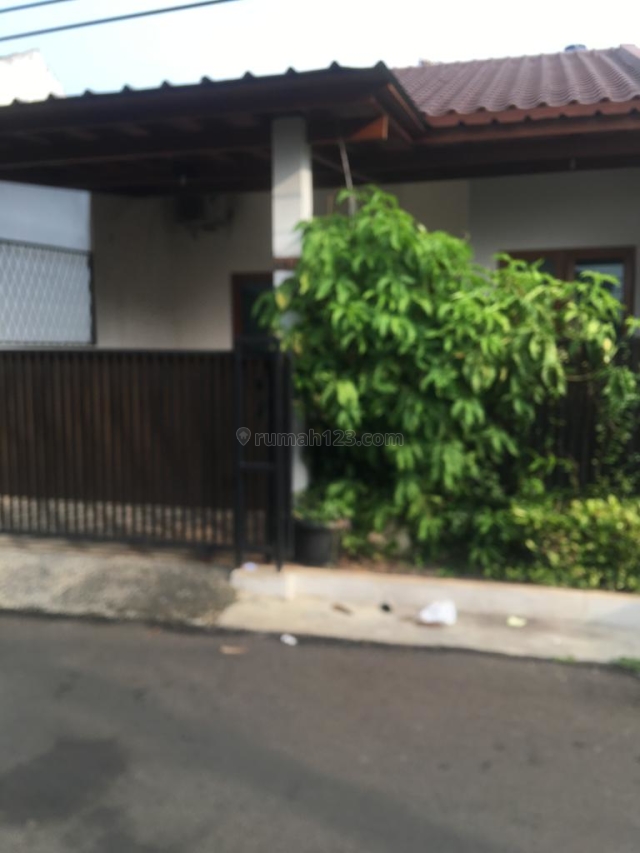 Rumah di JL. Pesanggrahan Mas Jaksel GB754, Pesanggarahan, Jakarta Selatan