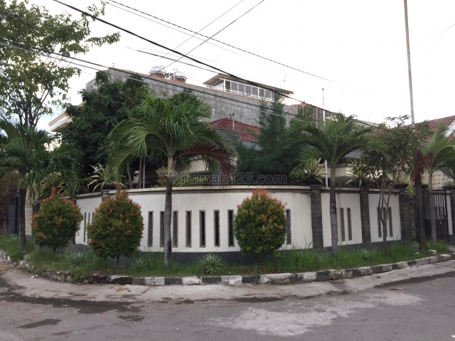 Rumah Darmahusada barat, Gubeng, Surabaya