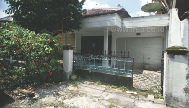 Rumah 4 kamar di Solobaru area jalan bunga, Solo Baru, Solo