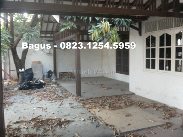 Rumah Mungil di Kebayoran Baru, Kebayoran Baru, Jakarta Selatan