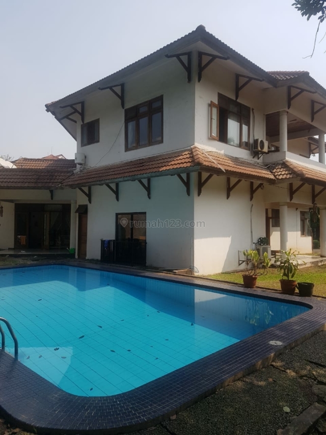 RUMAH PEJATEN DEPAN JALAN BISA PARKIR 10 MOBIL, Pejaten, Jakarta Selatan