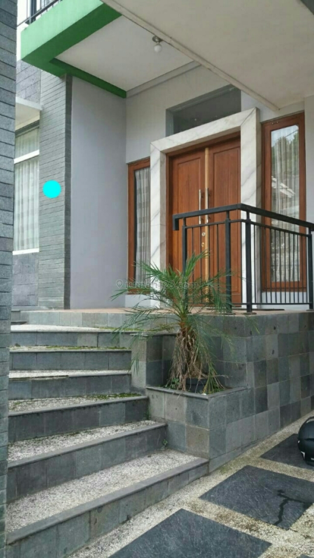 Rumah bagus bersih siap huni, Cikutra, Bandung