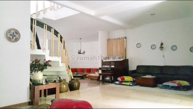 Rumah Kayu Putih Lokasi Nyaman dan Strategis, Kayu Putih, Jakarta Timur
