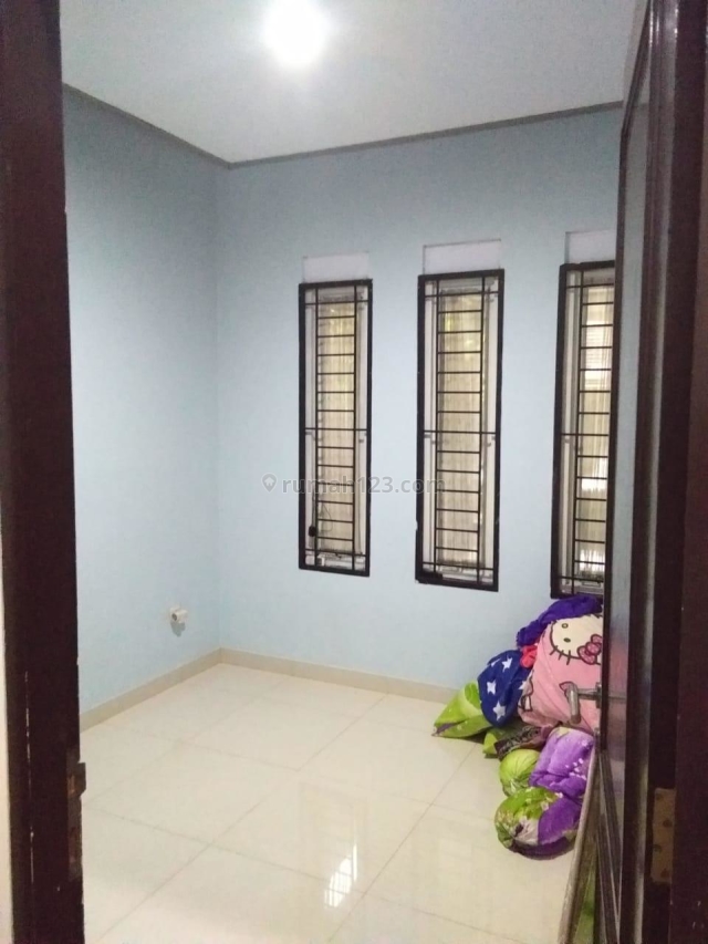 Rumah di Kota Wisata, Murah, Nego, Cibubur, Jakarta Timur