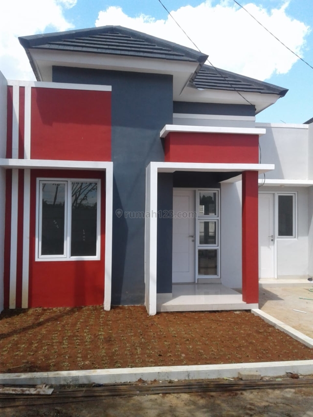Rumah Strategis Dekat Stasiun Cisauk Tangerang, Cisauk, Tangerang