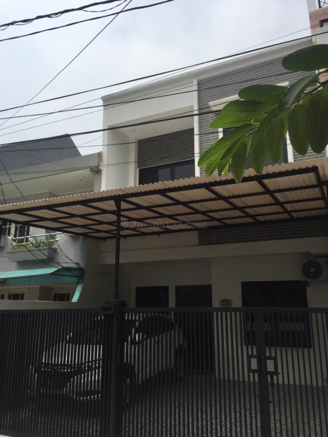 RUMAH BARU RENOVASI SHM DI KELAPA GADING, KELAPA GADING, JAKARTA UTARA, Kelapa Gading, Jakarta Utara