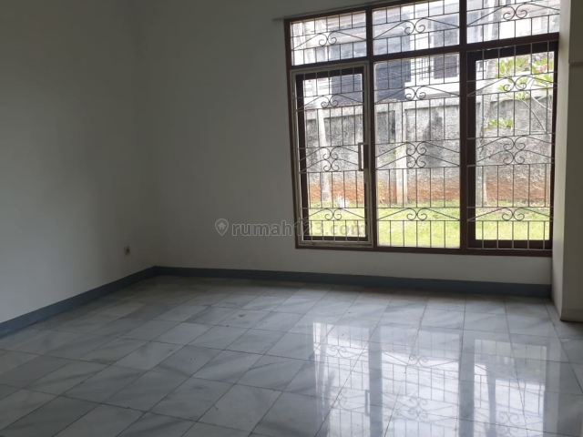 Rumah Luas siap huni di Ragunan Jakarta Selatan, Ragunan, Jakarta Selatan