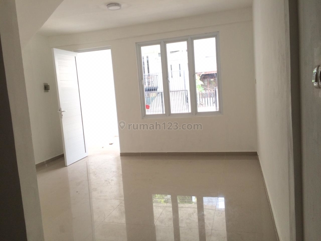 Rumah di Kelapa Molek 7 Kelapa Gading Jakarta Utara, Kelapa Gading, Jakarta Utara