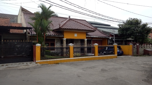 rumah asri komplek leuwianyar 1 kodya bandung, Bojongloa, Bandung