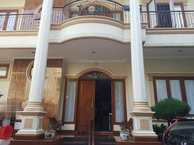 Rumah mewah 2.5lnt, Luas Tanah 268 m2, komplek, 6KT, SHM, harga 7.5 Milyard, Sunter, Jakarta Utara