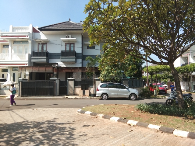 Rumah Mewah good Investasi, Kemang Pratama, Bekasi