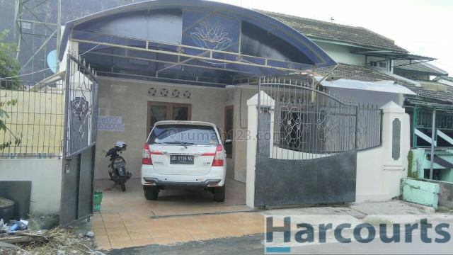 Rumah Solo Baru Dekat Akses Ke Mall Ternama Cocok Untuk Keluarga Atau Kantor, Solo Baru, Solo
